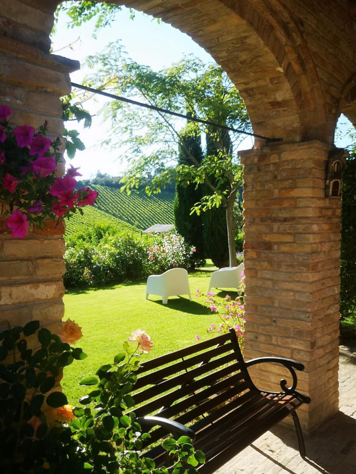 Agriturismo Fiorano Cossignano Exterior foto